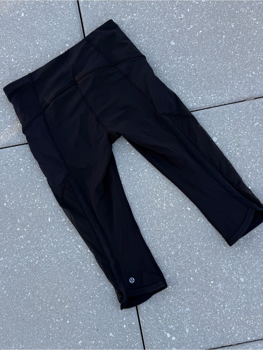Lululemon Black Cropped Leggings